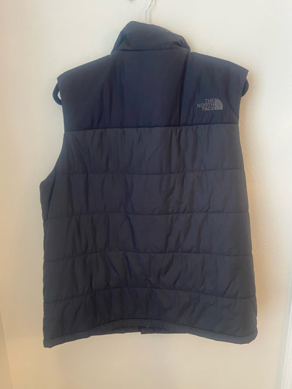 The North Face Harway Vest Black Quilted Snap Front Logo Mens - Picture 3 of 8